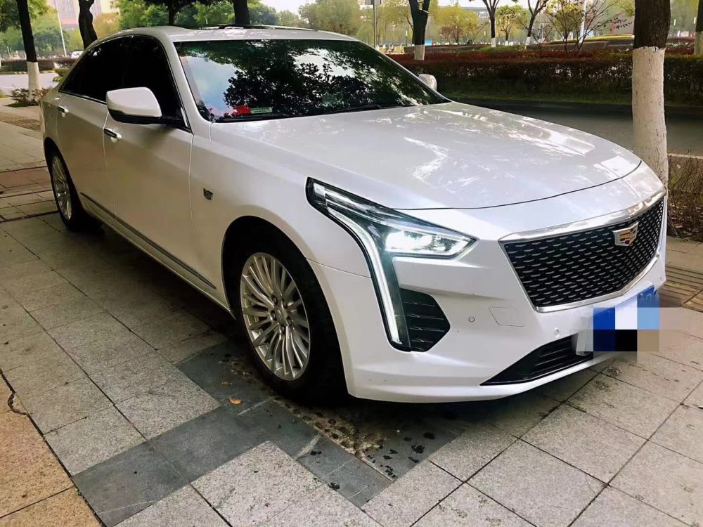 凯迪拉克ct62019款凯迪拉克ct628t豪华型