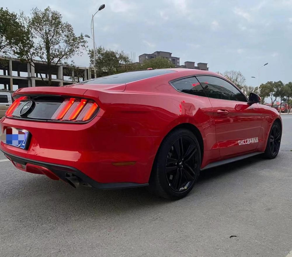 福特野马进口mustang2018款野马进口23t自动硬顶p版墨版