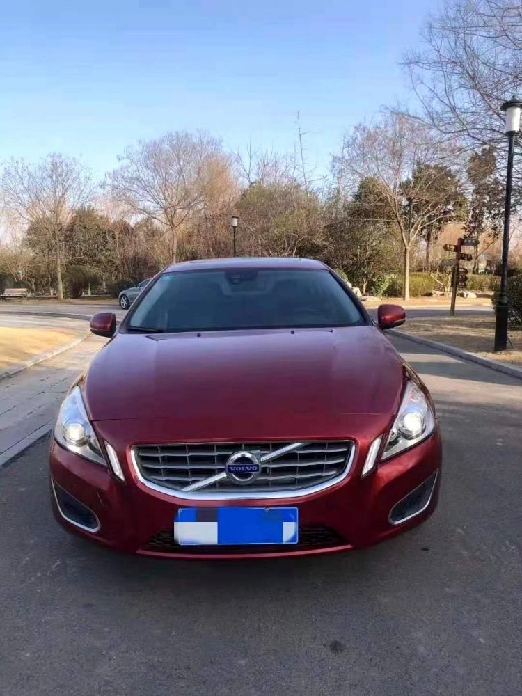 沃尔沃S60(进口) 2013款 沃尔沃S60(进口) 2.0T 手自一体 进取版