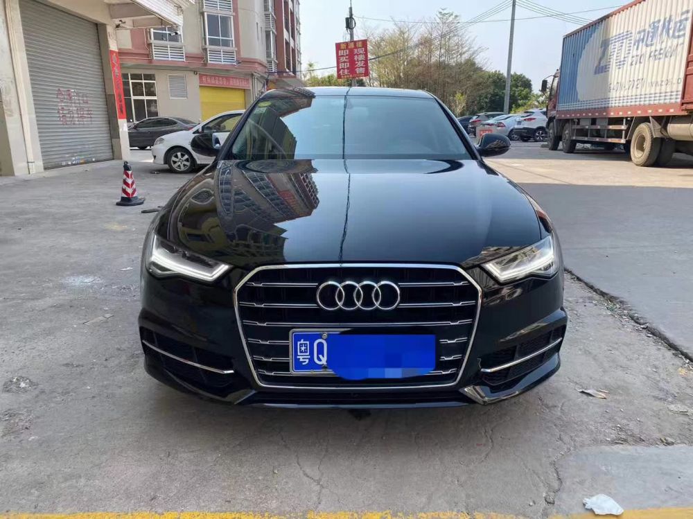 奥迪A6L 2018款 奥迪A6L 30周年年型 35 TFSI 运动型