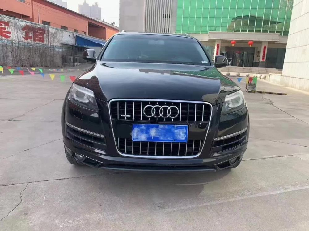 奥迪Q7(进口) 2012款 奥迪Q7(进口) 3.0 TDI quattro 领先型