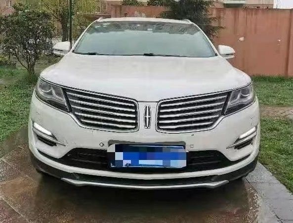 林肯MKC(进口) 2015款 林肯MKC(进口) 2.0T 四驱总统系列