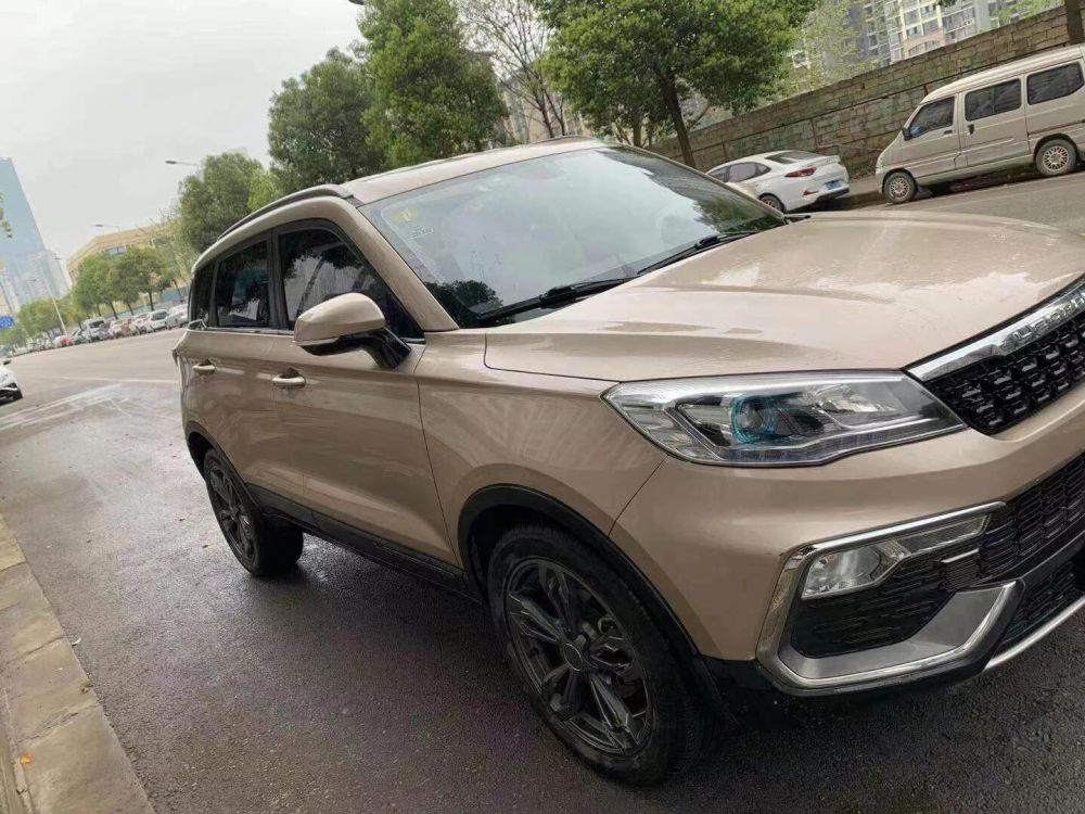 猎豹汽车猎豹cs92018款猎豹cs915tcvt劲享型