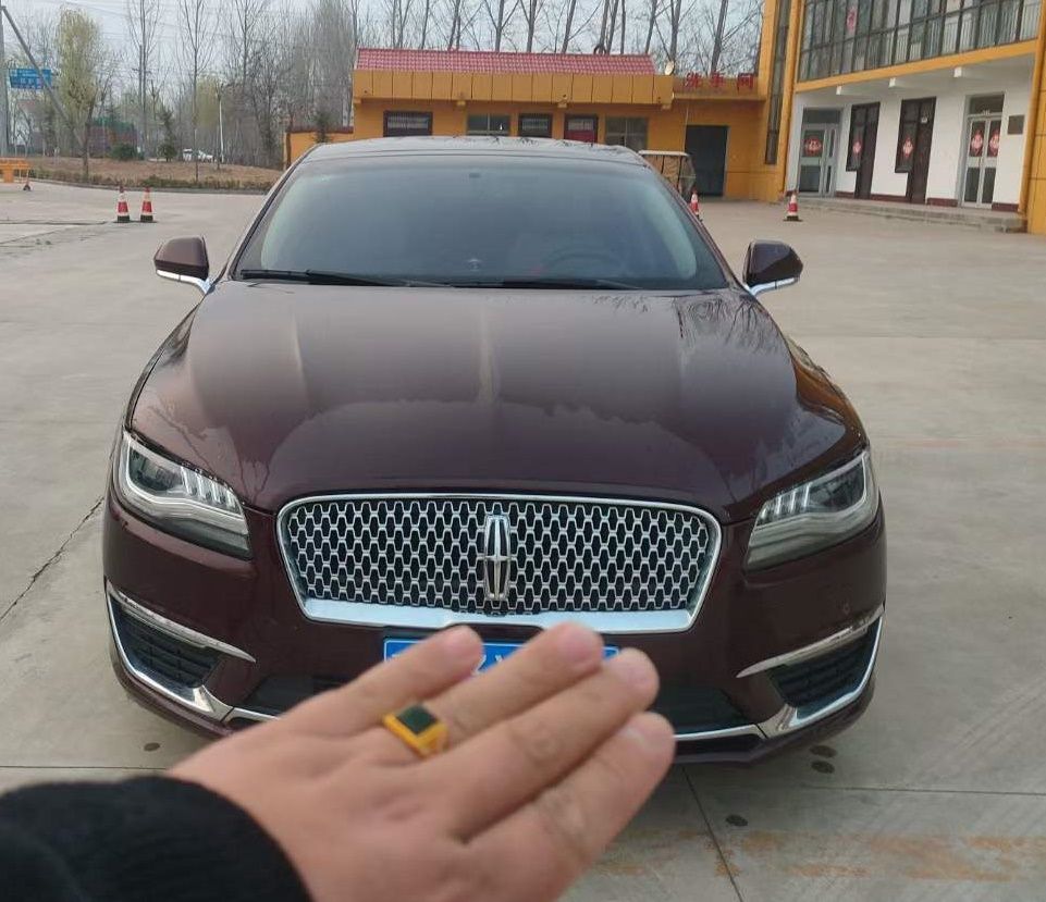 林肯MKZ(进口) 2017款 林肯MKZ(进口) 2.0T 尊雅版