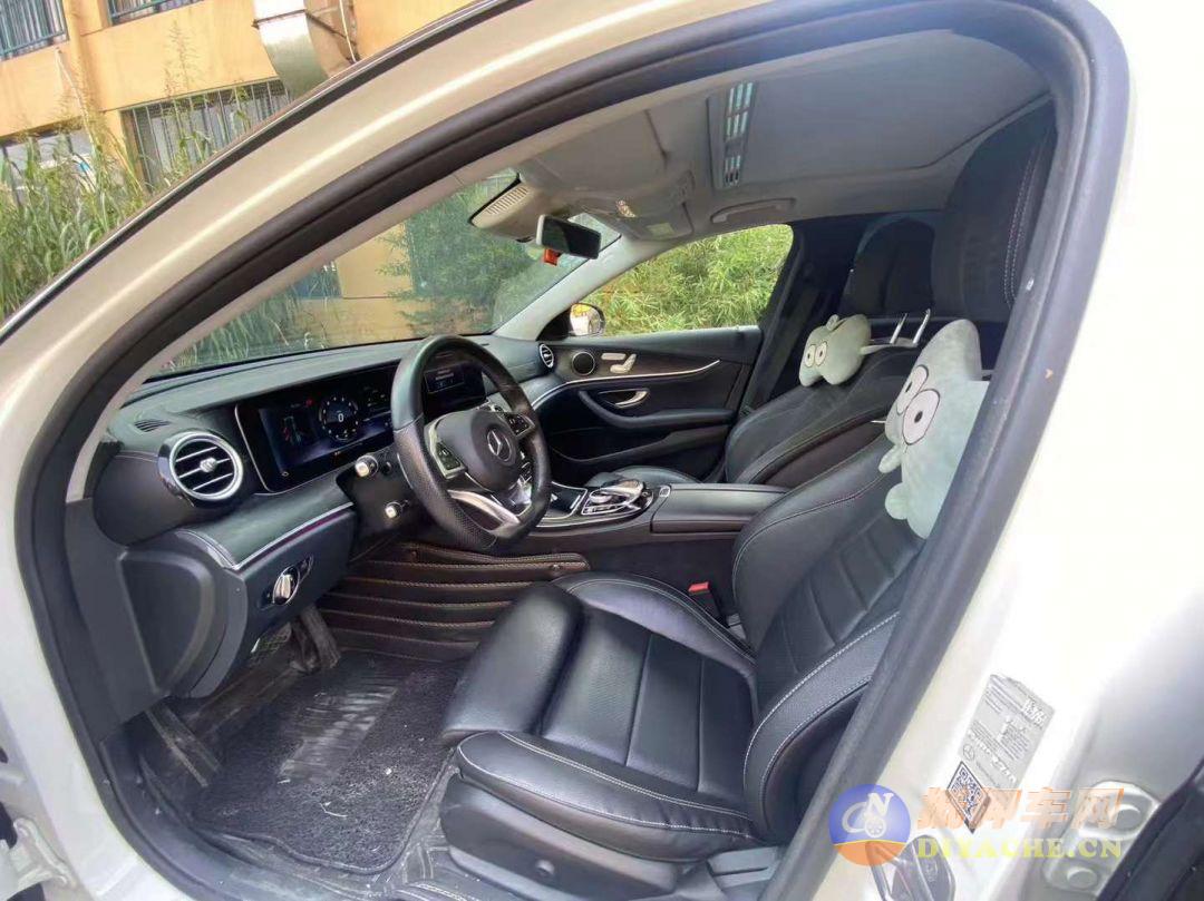 17年奔驰E200L4MATIC 全时四驱奔驰E级