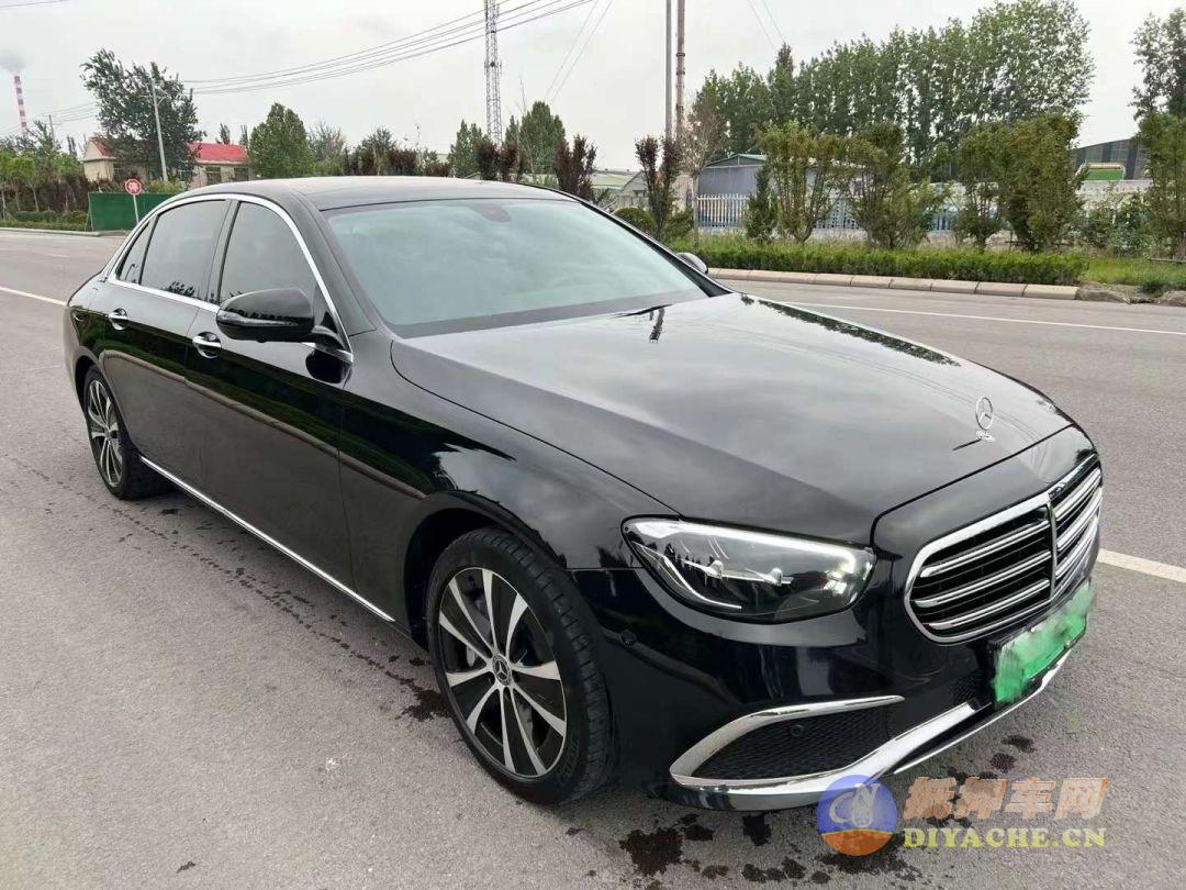 奔驰E级新能源 2021款 奔驰E级新能源 E 350 e L 插电式混合动力运动轿车