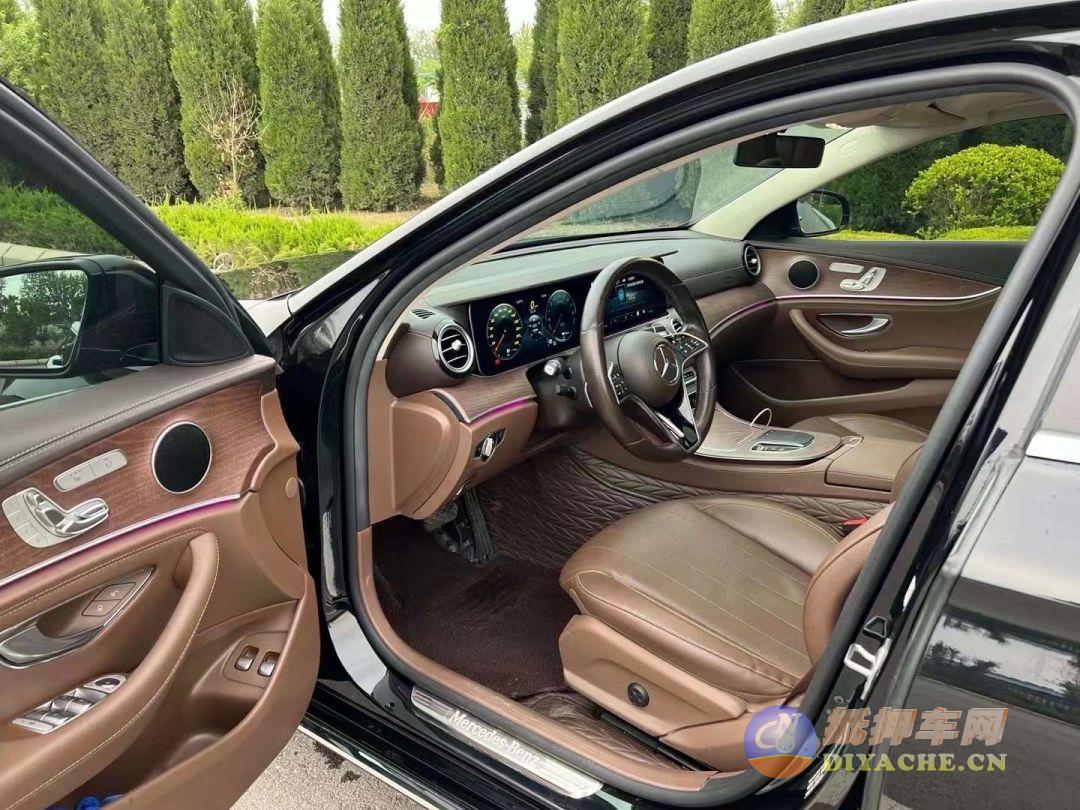 奔驰E级新能源 2021款 奔驰E级新能源 E 350 e L 插电式混合动力运动轿车