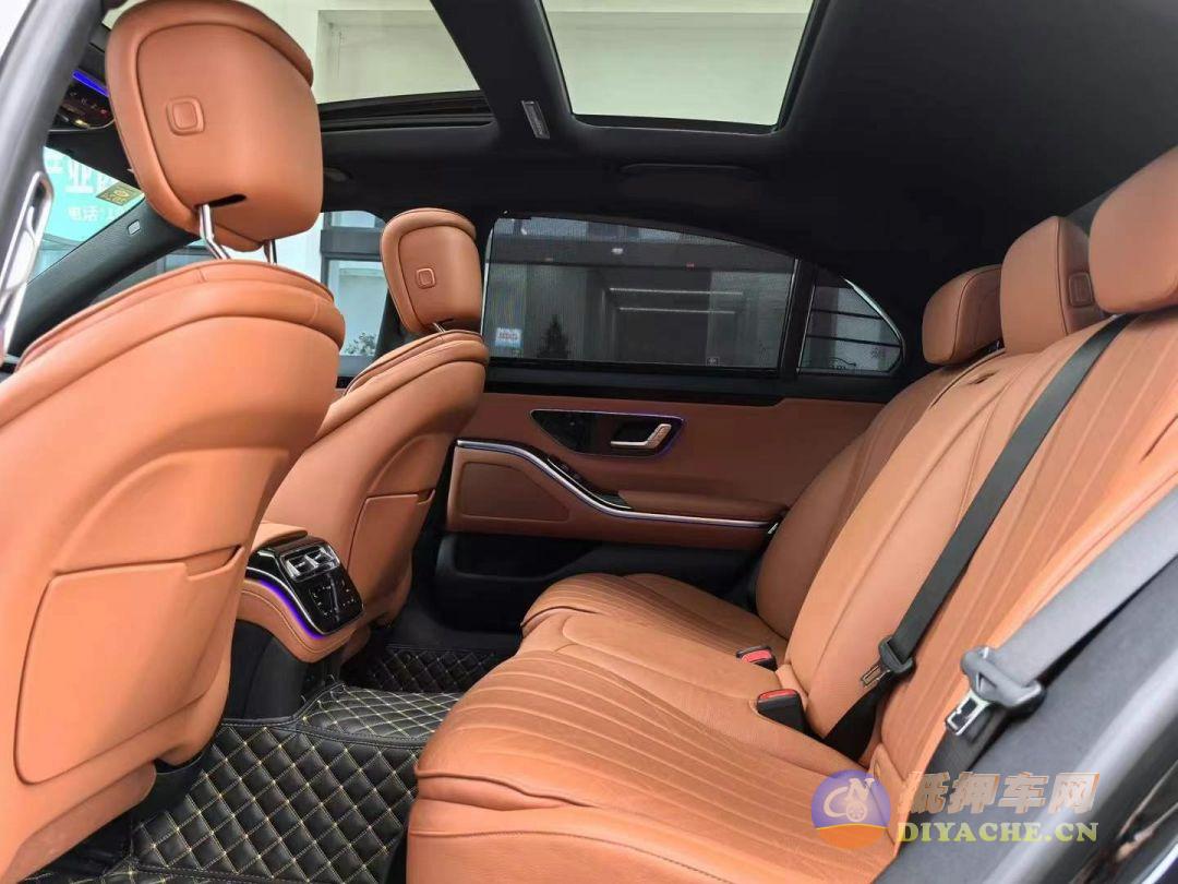 22年5月奔驰S400商务版  2.5T➕48V轻混奔驰S级(进口)