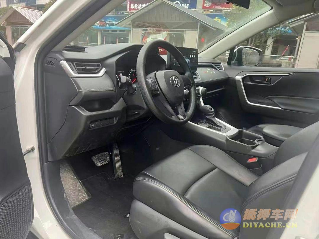 24年丰田威兰达，2.0L丰田 威兰达
