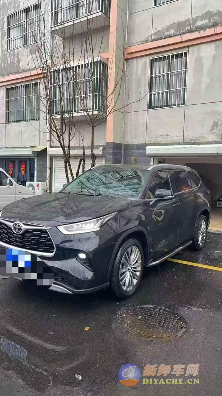 22 年丰田汉兰达四驱七座高配丰田 汉兰达