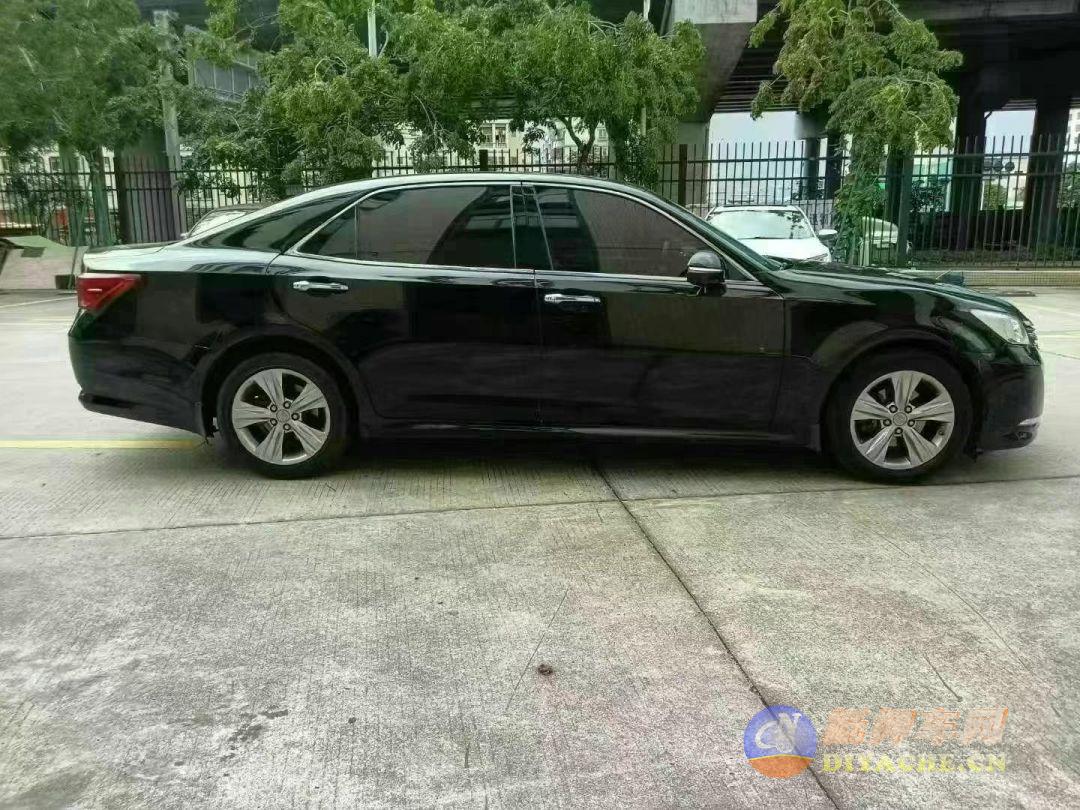 18年丰田皇冠2.0T时尚版丰田 皇冠