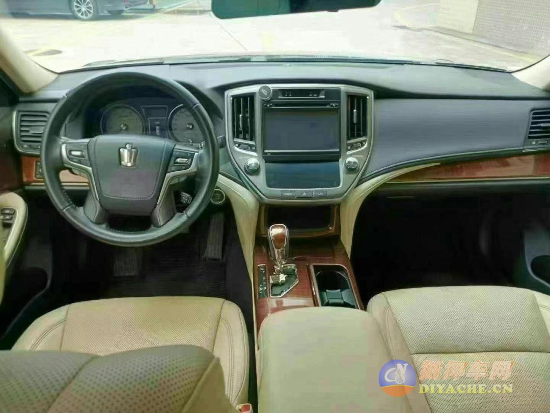 18年丰田皇冠2.0T时尚版丰田 皇冠