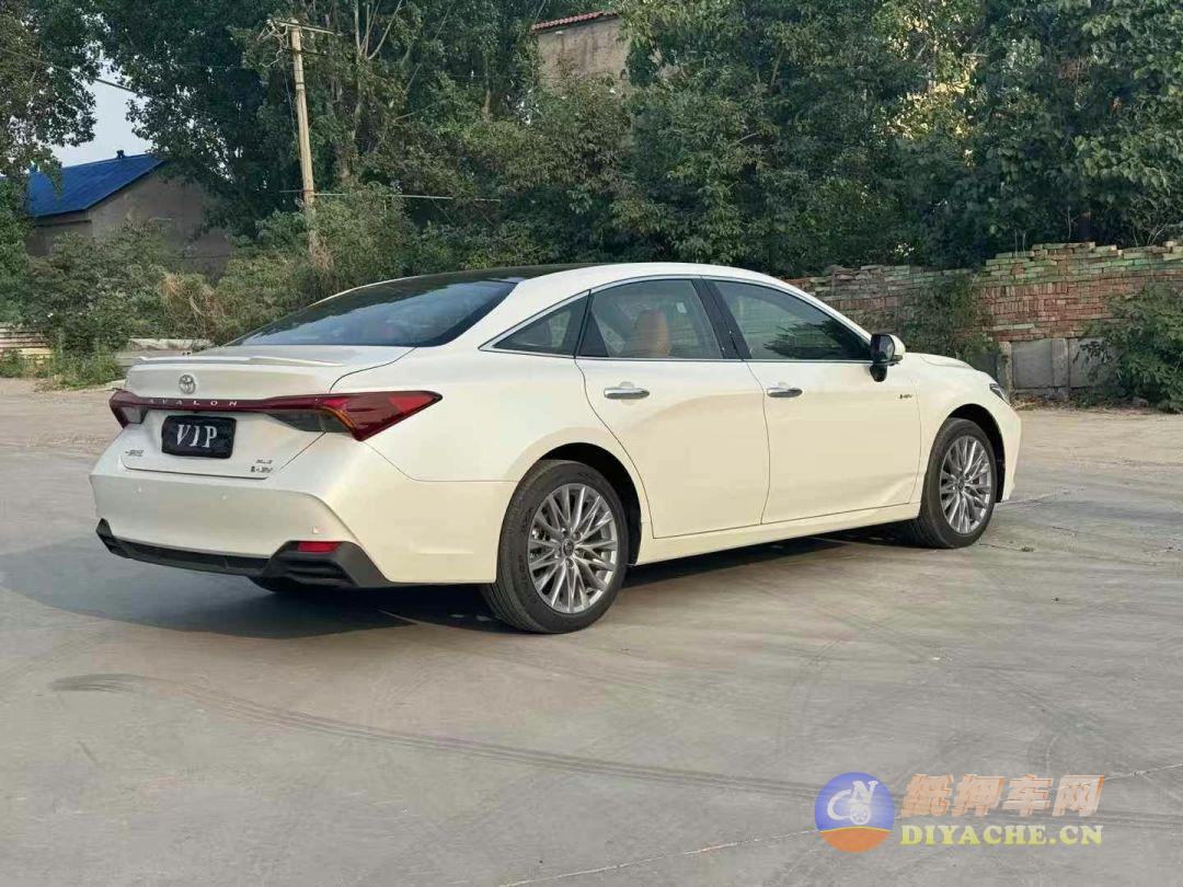 25年24年12月份出厂 丰田亚洲龙，2.5L混动双擎丰田 亚洲龙