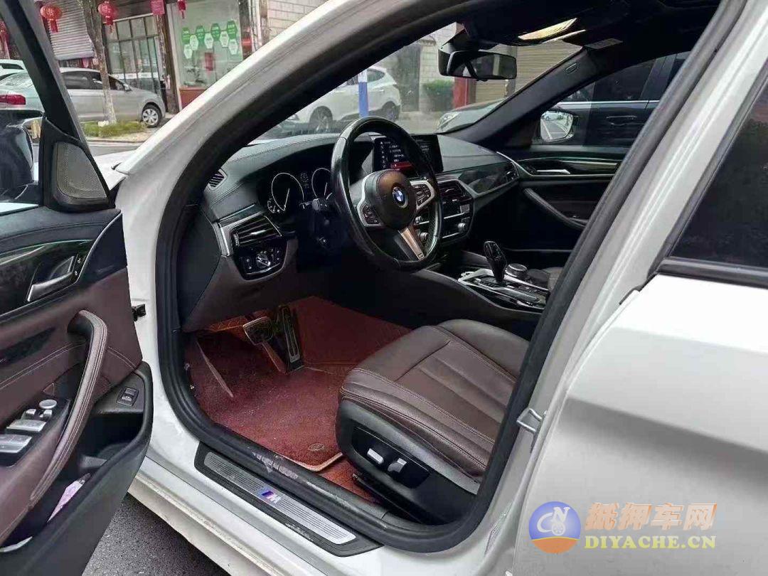 19年19款宝马525LiM豪华运动 2.0T顶配宝马5系