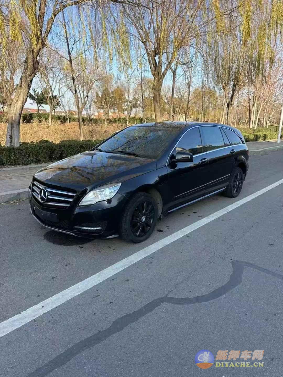 14年奔驰R350，豪华六座商务奔驰R级(进口)