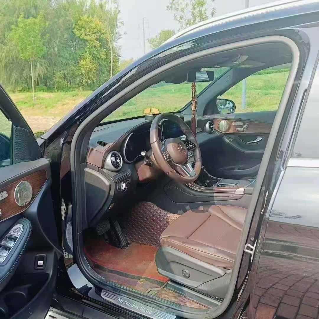 21年奔驰GLC300L，2.0T四驱顶配奔驰GLC级(进口)