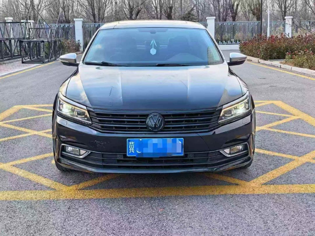 19年大众帕萨特330尊荣版大众 帕萨特[Passat]