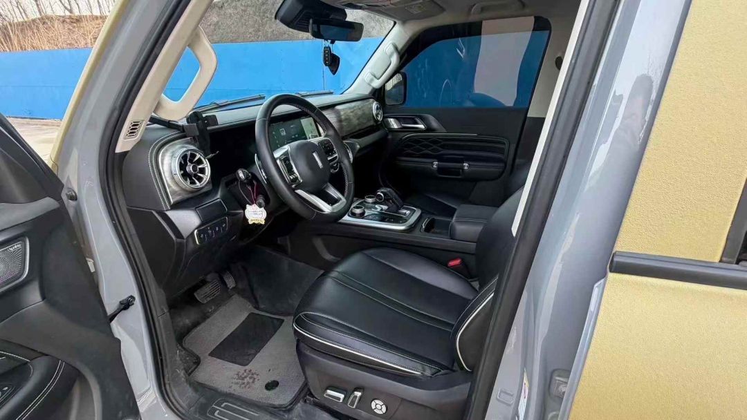 21年坦克300、2.0T四驱最顶配坦克300