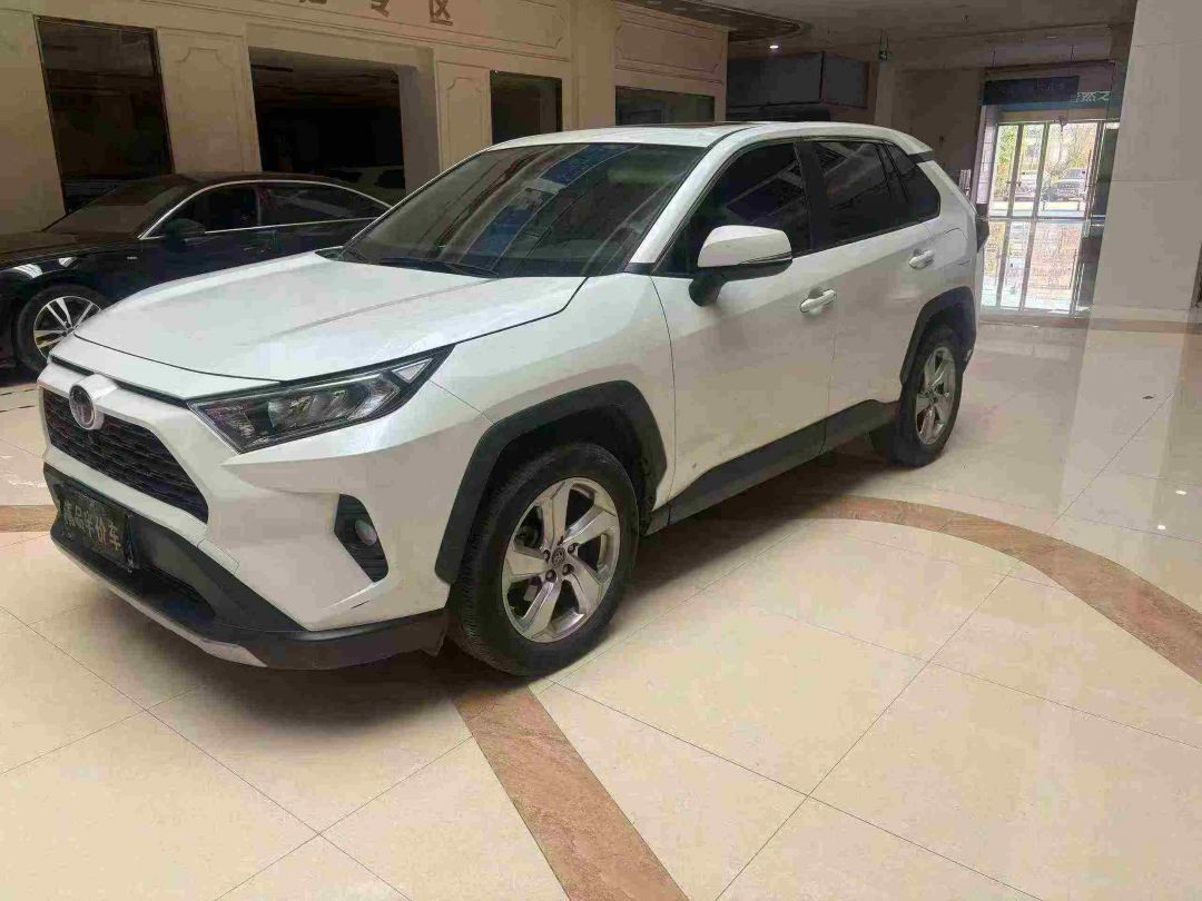 21年丰田RAV4丰田 RAV4荣放