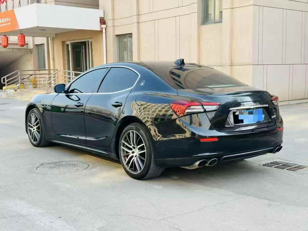 17年17款玛莎拉蒂Ghibli吉博力，3.0T高功率顶配玛莎拉蒂Ghibli(进口)