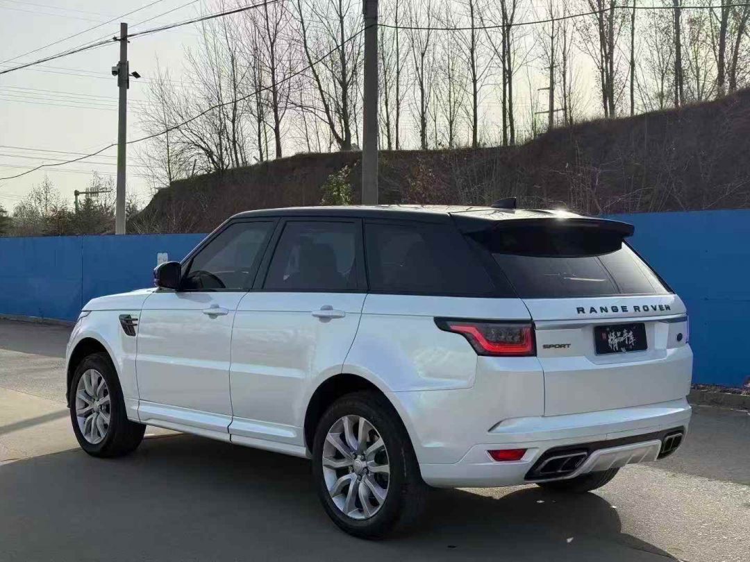 18年路虎揽胜运动、3.0T柴油 最顶配路虎 揽胜运动版(进口)