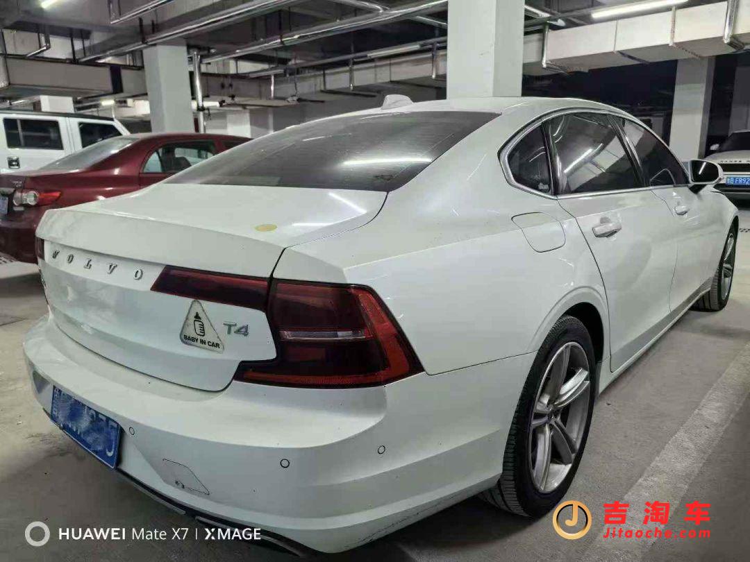 18年沃尔沃S90，2.0T高配沃尔沃S90