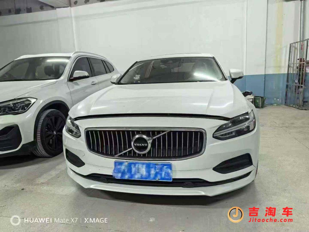 18年沃尔沃S90，2.0T高配沃尔沃S90