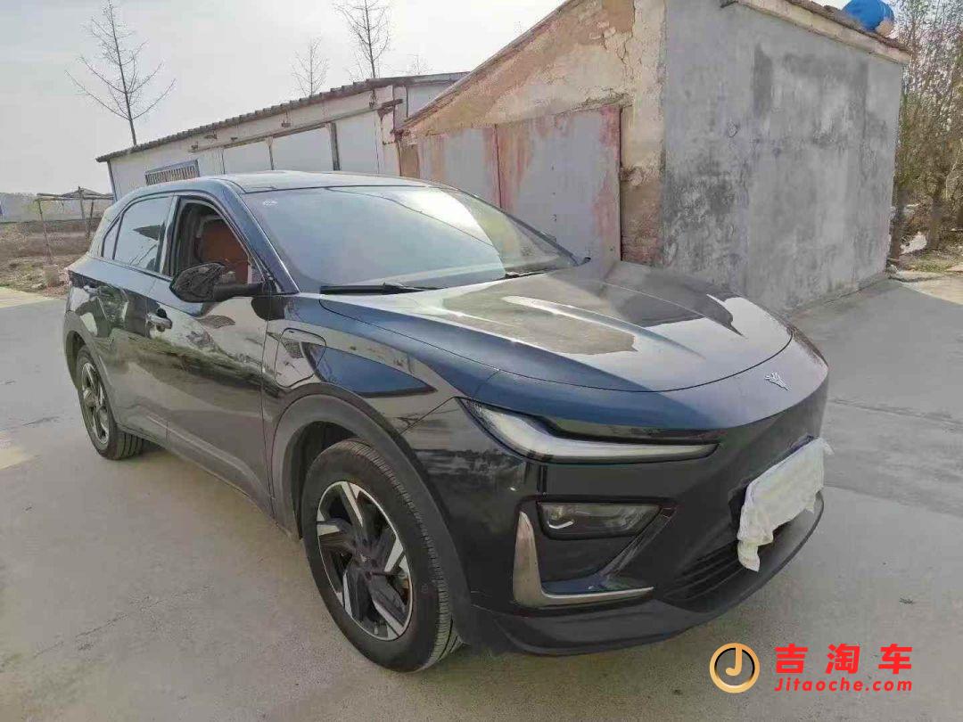 24年哪吒X500 纯电续航520