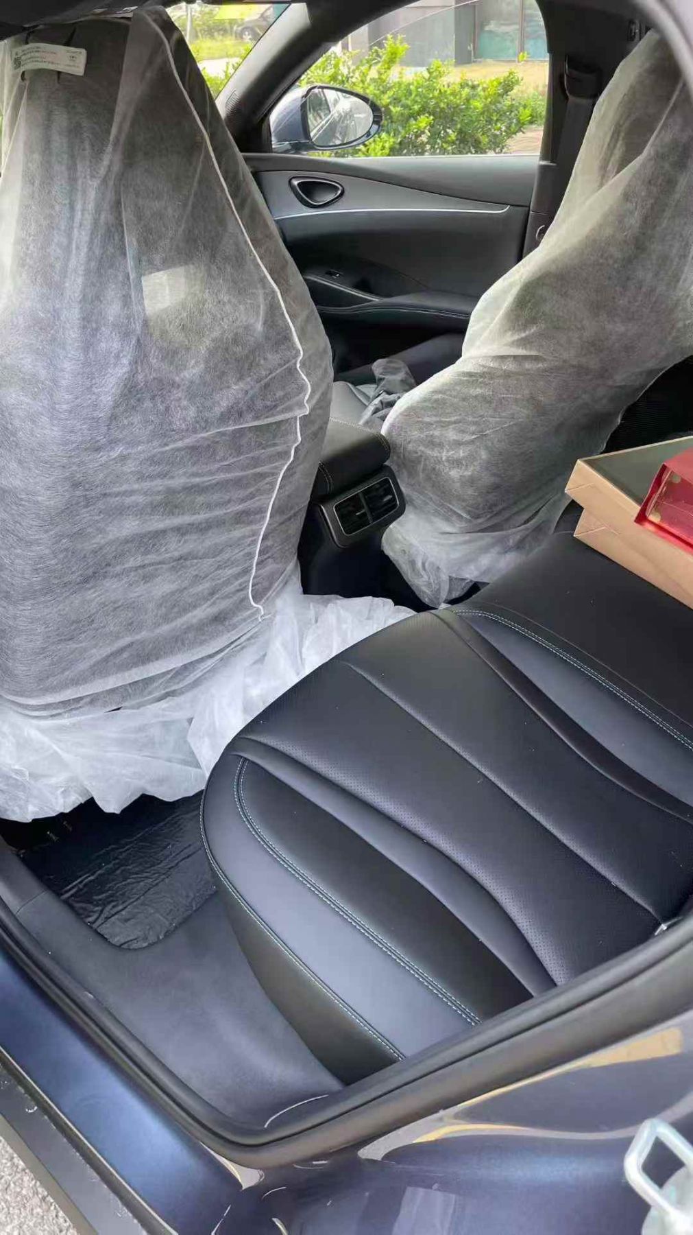 25年比亚迪海豹06DM-i，1.5L插电式混合动力比亚迪 海豹