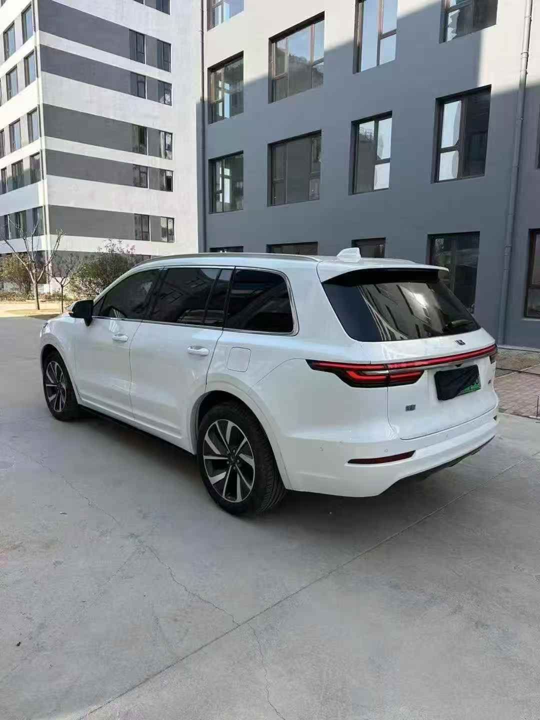 22年理想ONE 6座版 1.2T理想ONE