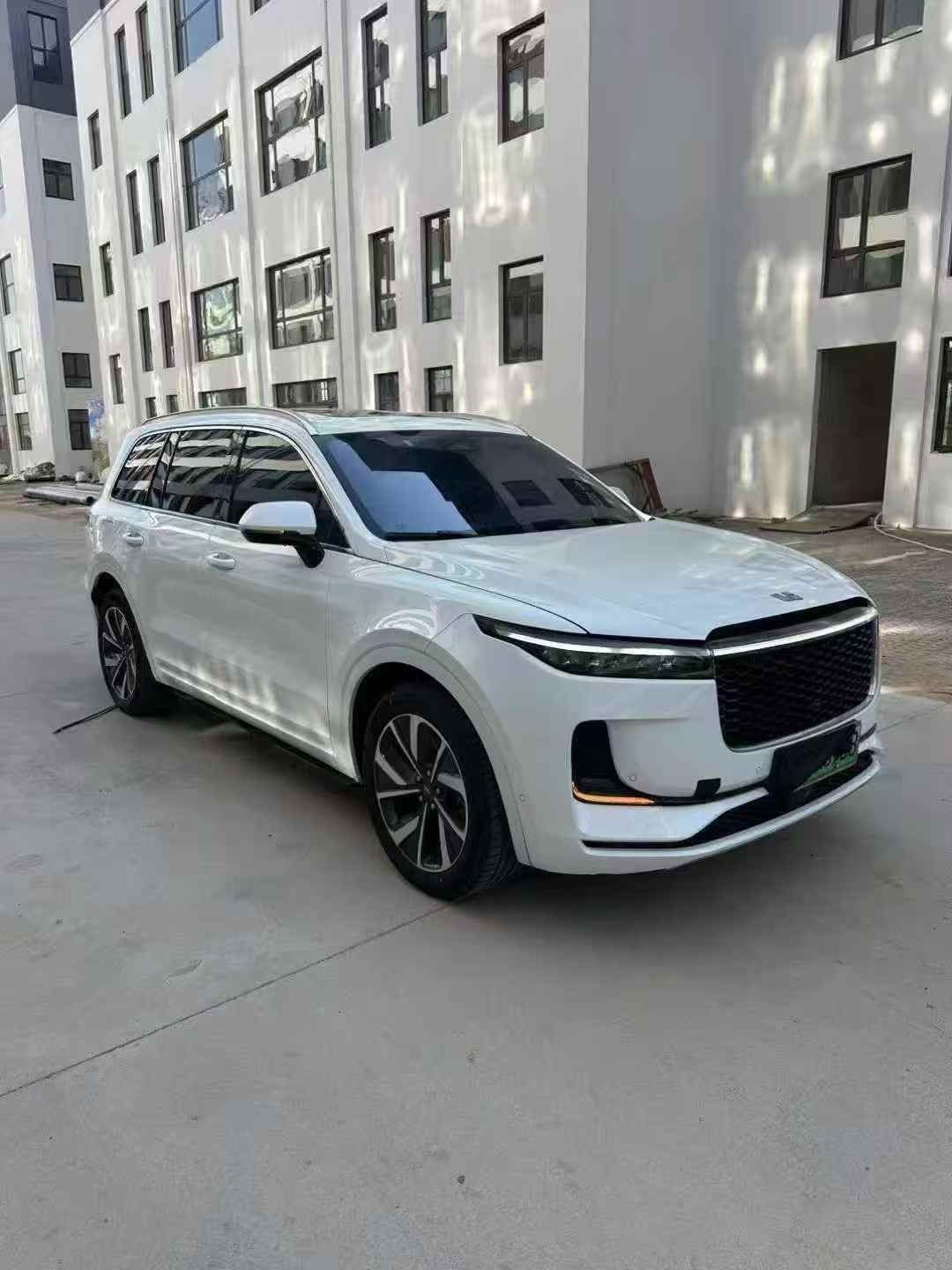 22年理想ONE 6座版 1.2T理想ONE