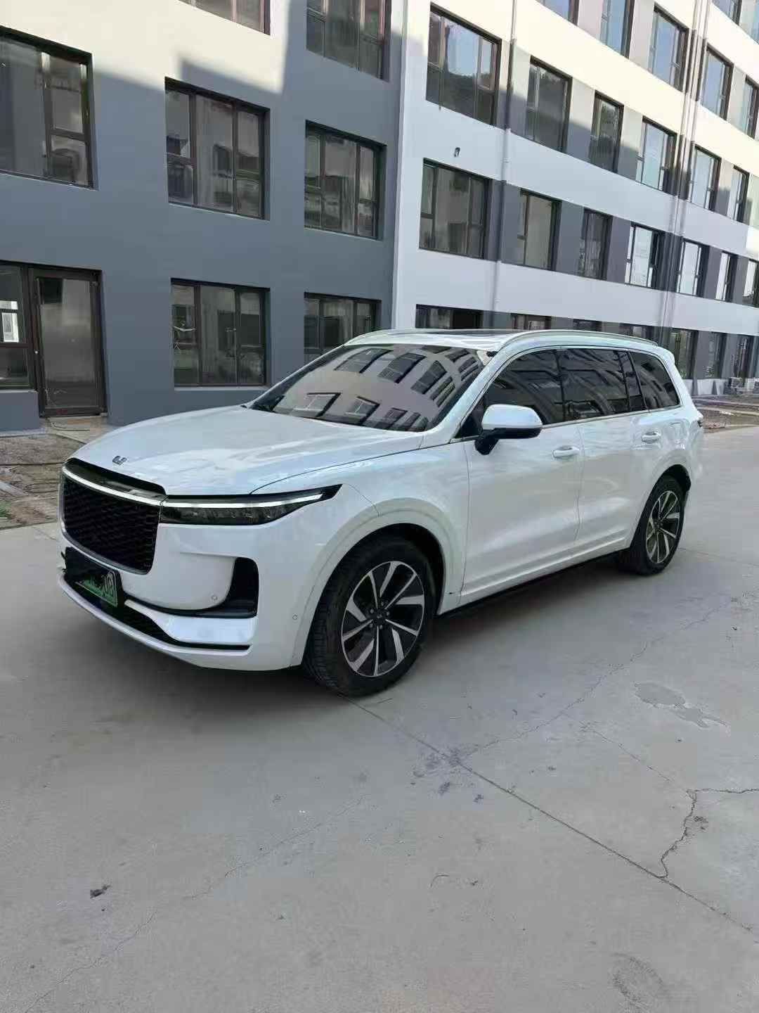 22年理想ONE 6座版 1.2T理想ONE