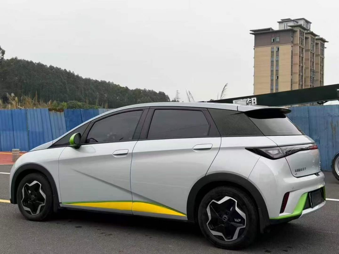 22年比亚迪海豚，时尚版比亚迪 海豚