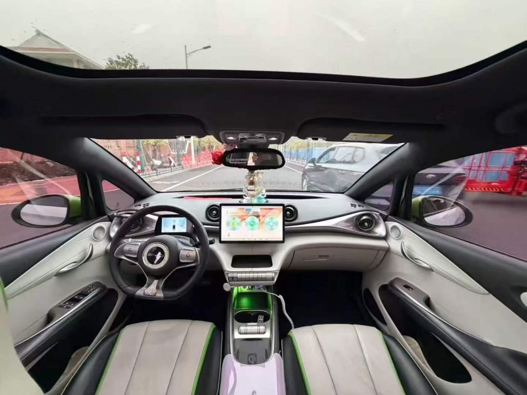 22年比亚迪海豚，时尚版比亚迪 海豚