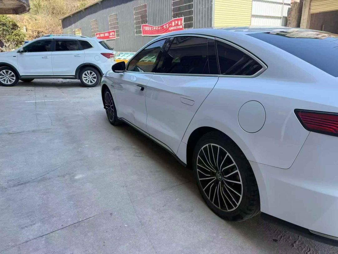 22年比亚迪汉EV超长续航豪华版比亚迪 汉