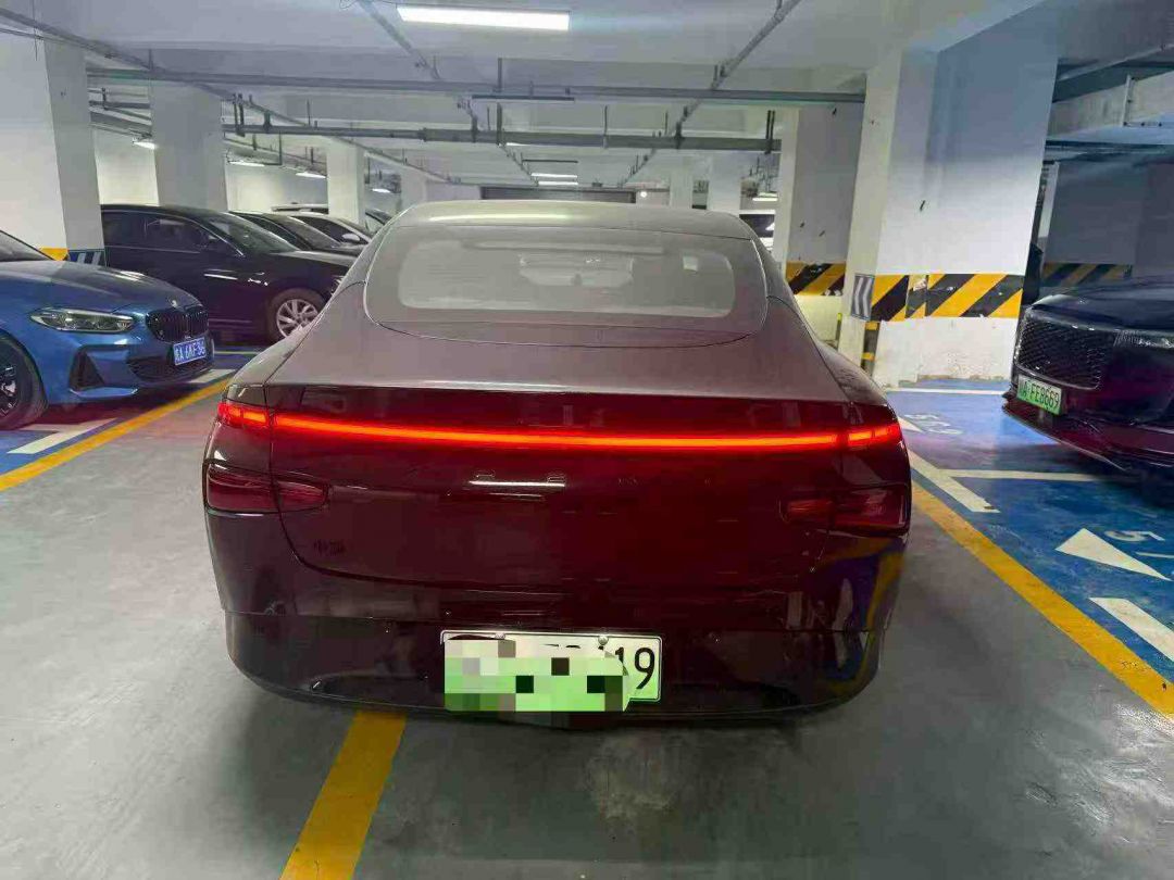 23年小鹏P7 P7i 702 Pro小鹏汽车P7