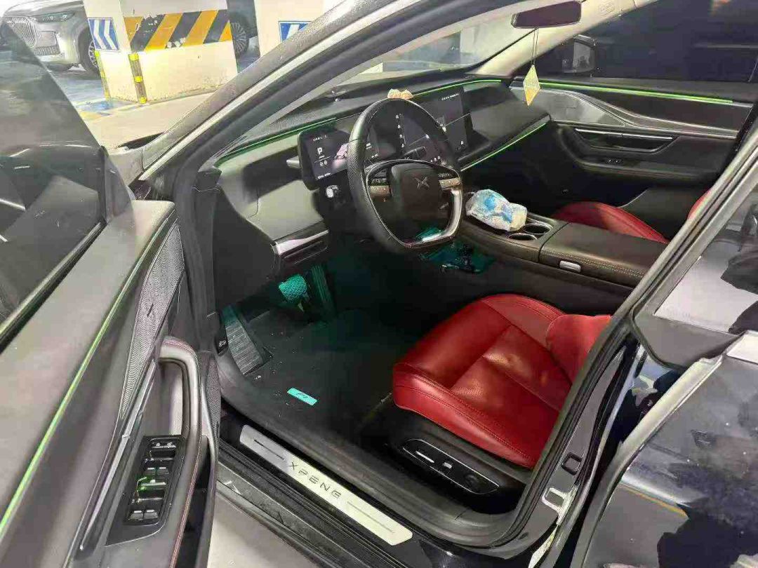 23年小鹏P7 P7i 702 Pro小鹏汽车P7