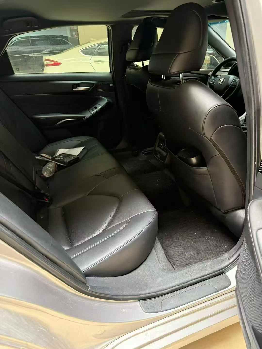 准23年丰田亚洲龙，2.0豪华版丰田 亚洲龙