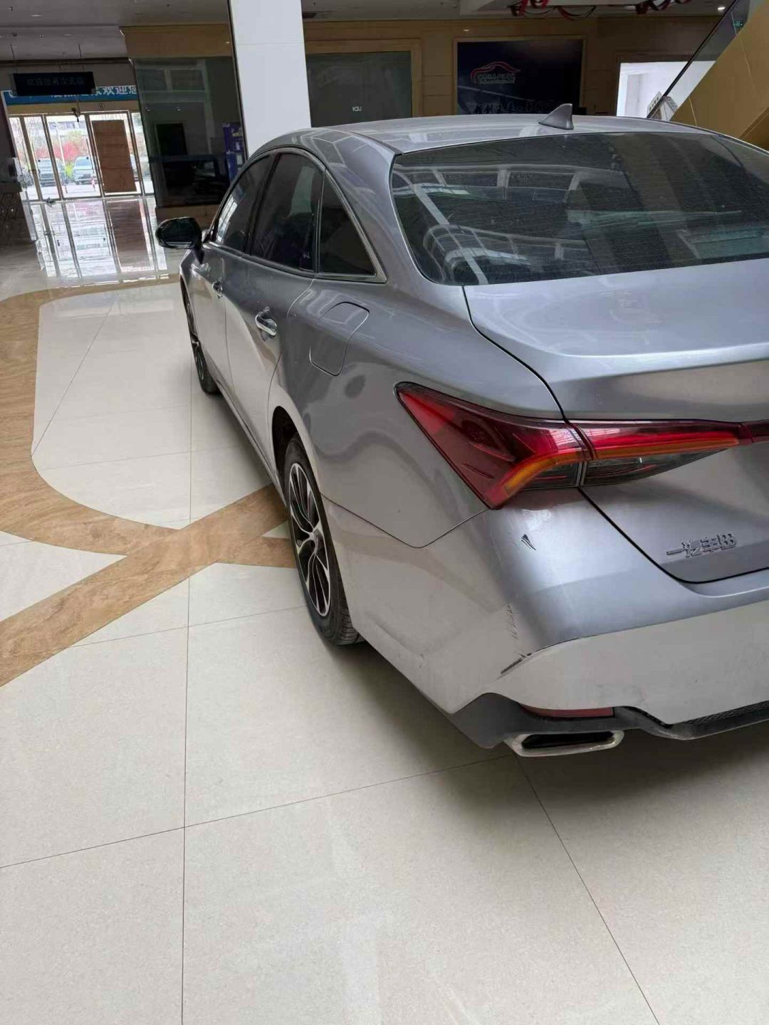 准23年丰田亚洲龙，2.0豪华版丰田 亚洲龙