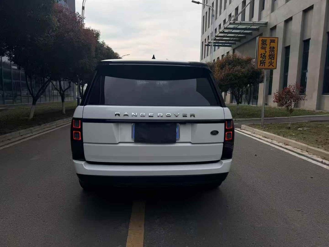 18年路虎揽胜行政 3.0T新款汽油路虎 揽胜(进口)