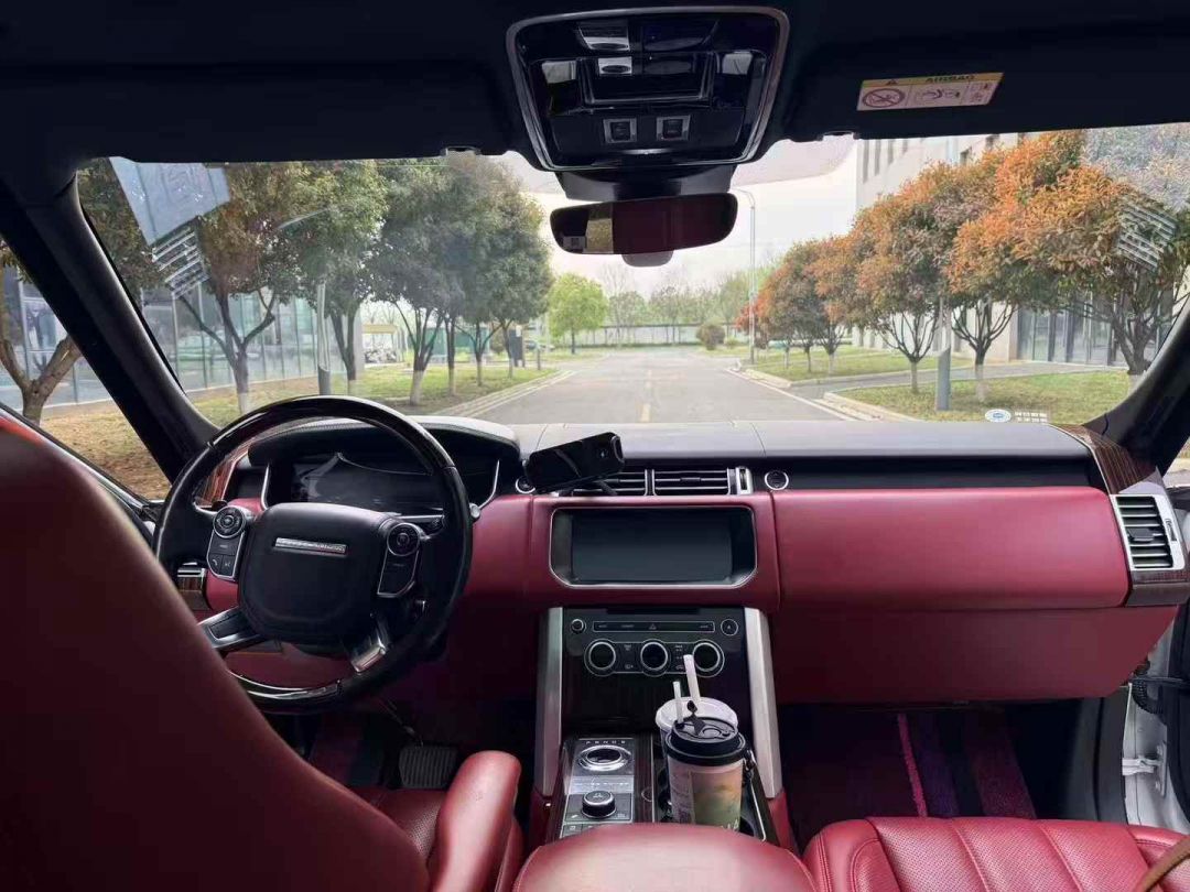 18年路虎揽胜行政 3.0T新款汽油路虎 揽胜(进口)