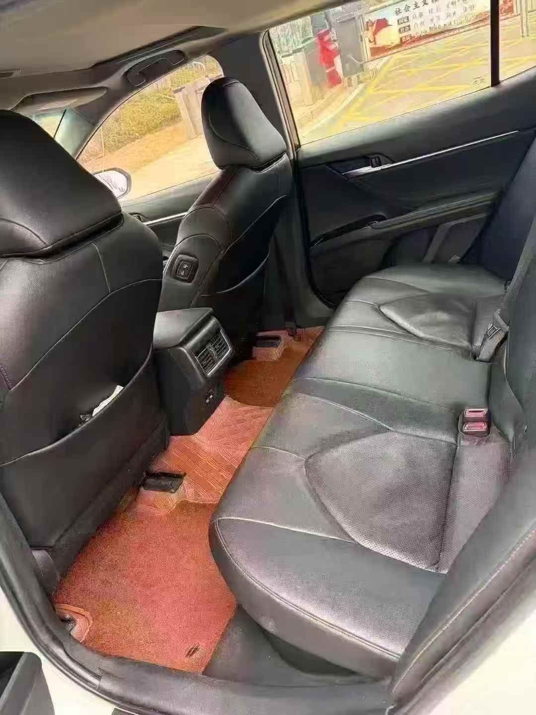 21年丰田凯美瑞2.5双擎混动版丰田 凯美瑞