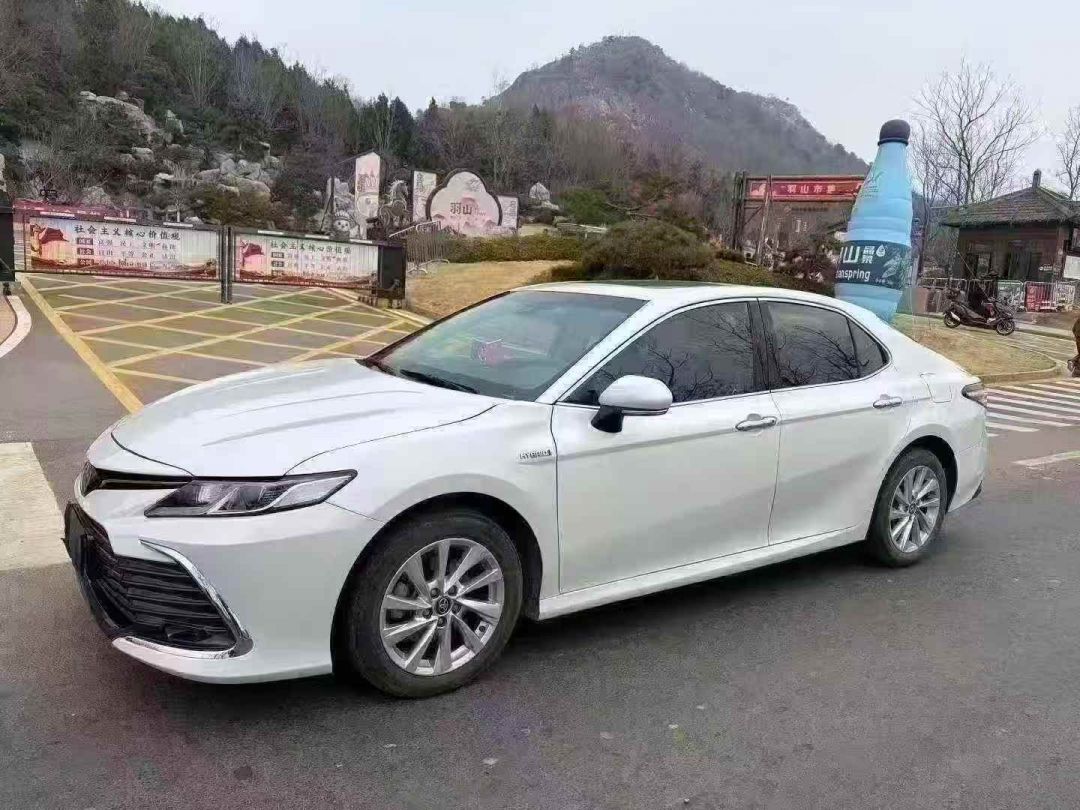 21年丰田凯美瑞2.5双擎混动版丰田 凯美瑞