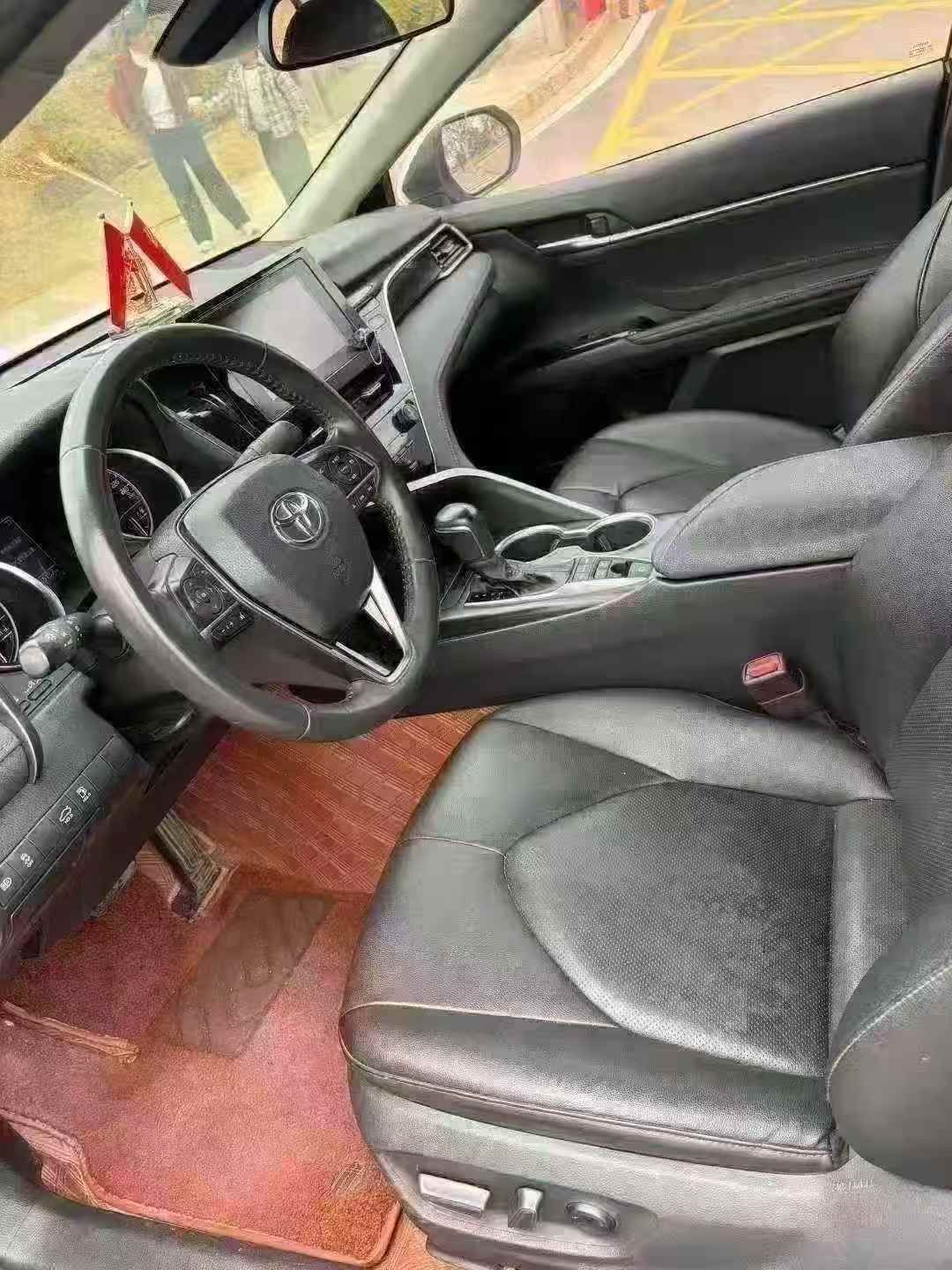 21年丰田凯美瑞2.5双擎混动版丰田 凯美瑞