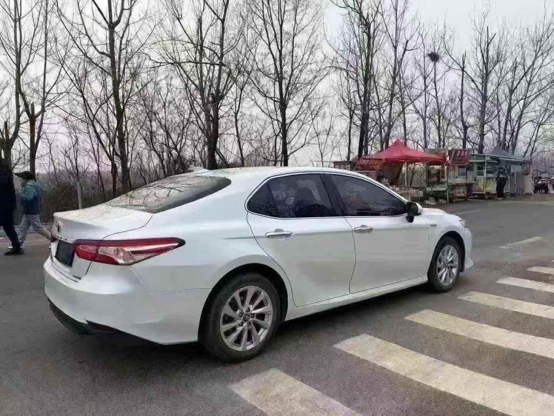 21年丰田凯美瑞2.5双擎混动版丰田 凯美瑞
