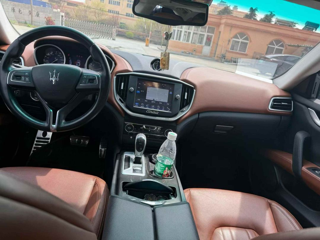 16年玛莎拉蒂吉博力玛莎拉蒂Ghibli(进口)